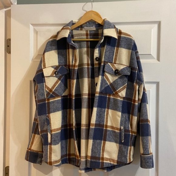 Staccato Plaid Shacket NWOT - Picture 2 of 3
